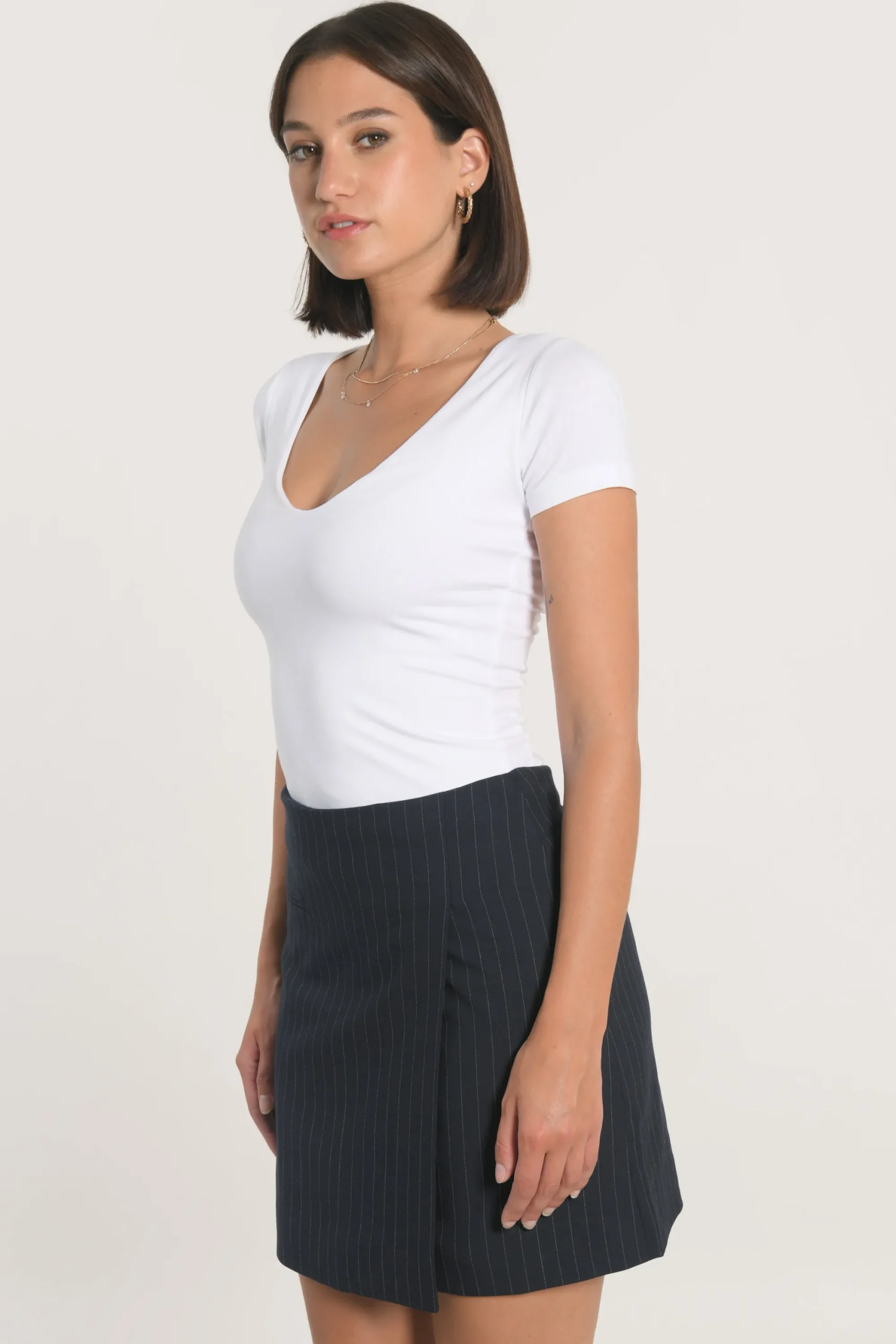 jupe_courte_rayure_tennis_2.webp KOOKAÏ JUPE COURTE RAYURE TENNIS AUDREY Navy Shop