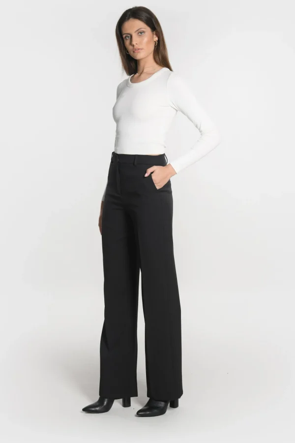 KOOKAÏ PANTALON COURT MATHILDA Noir Discount