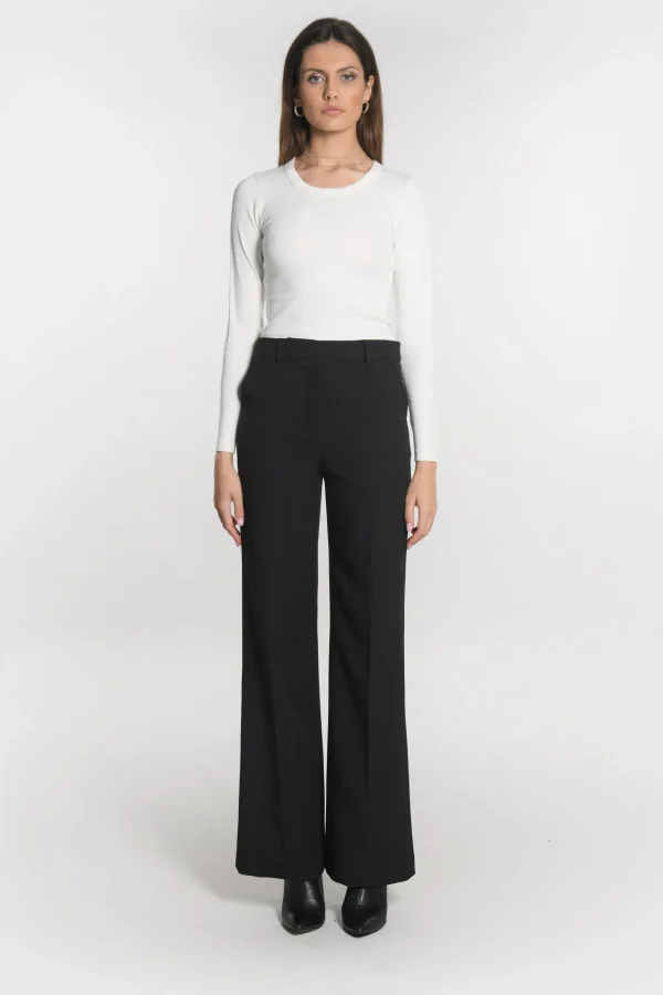 KOOKAÏ PANTALON COURT MATHILDA Noir Discount