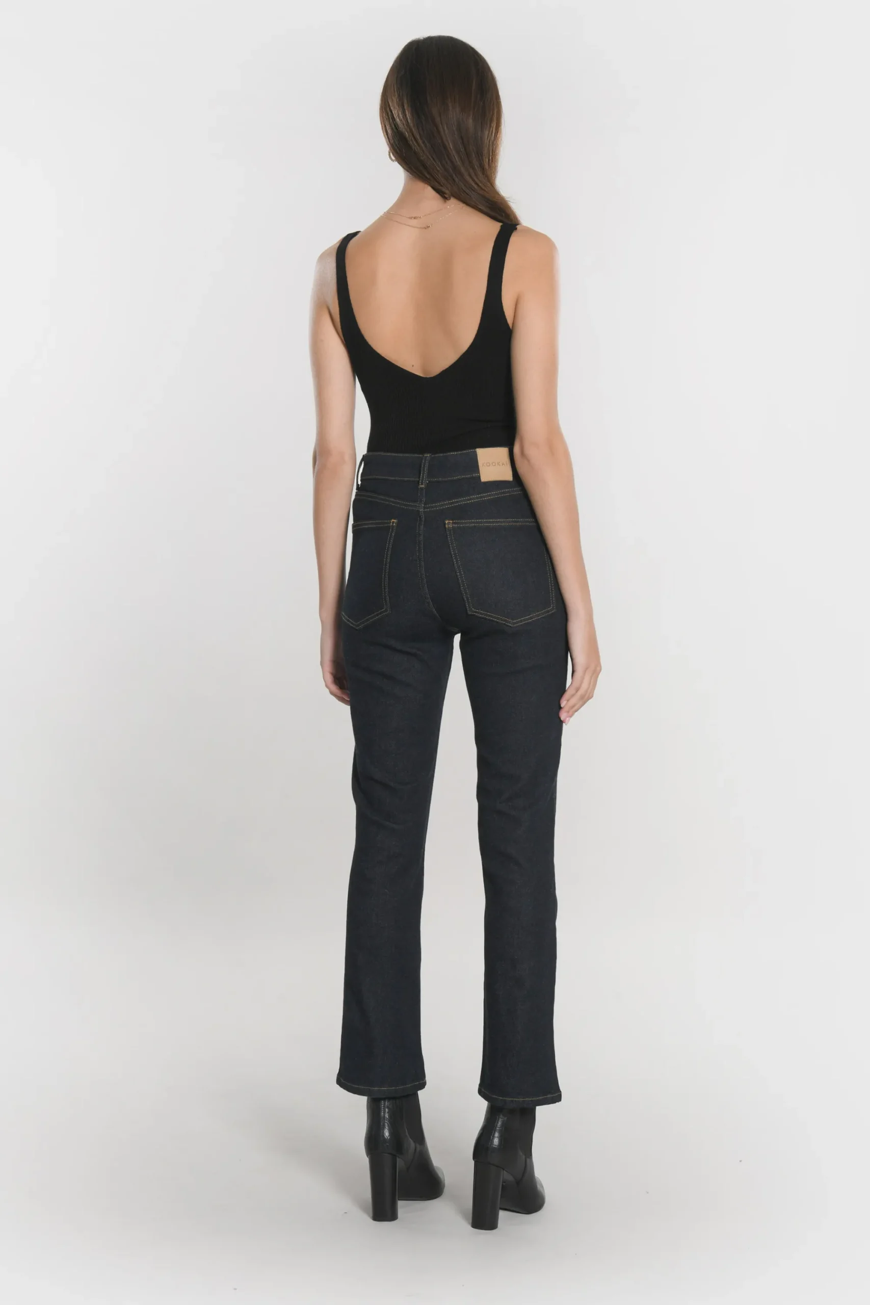 pantalon_cropped_sportwea_3-1.webp KOOKAÏ PANTALON CROPPED SPORTWEAR DAISY Rinse Discount