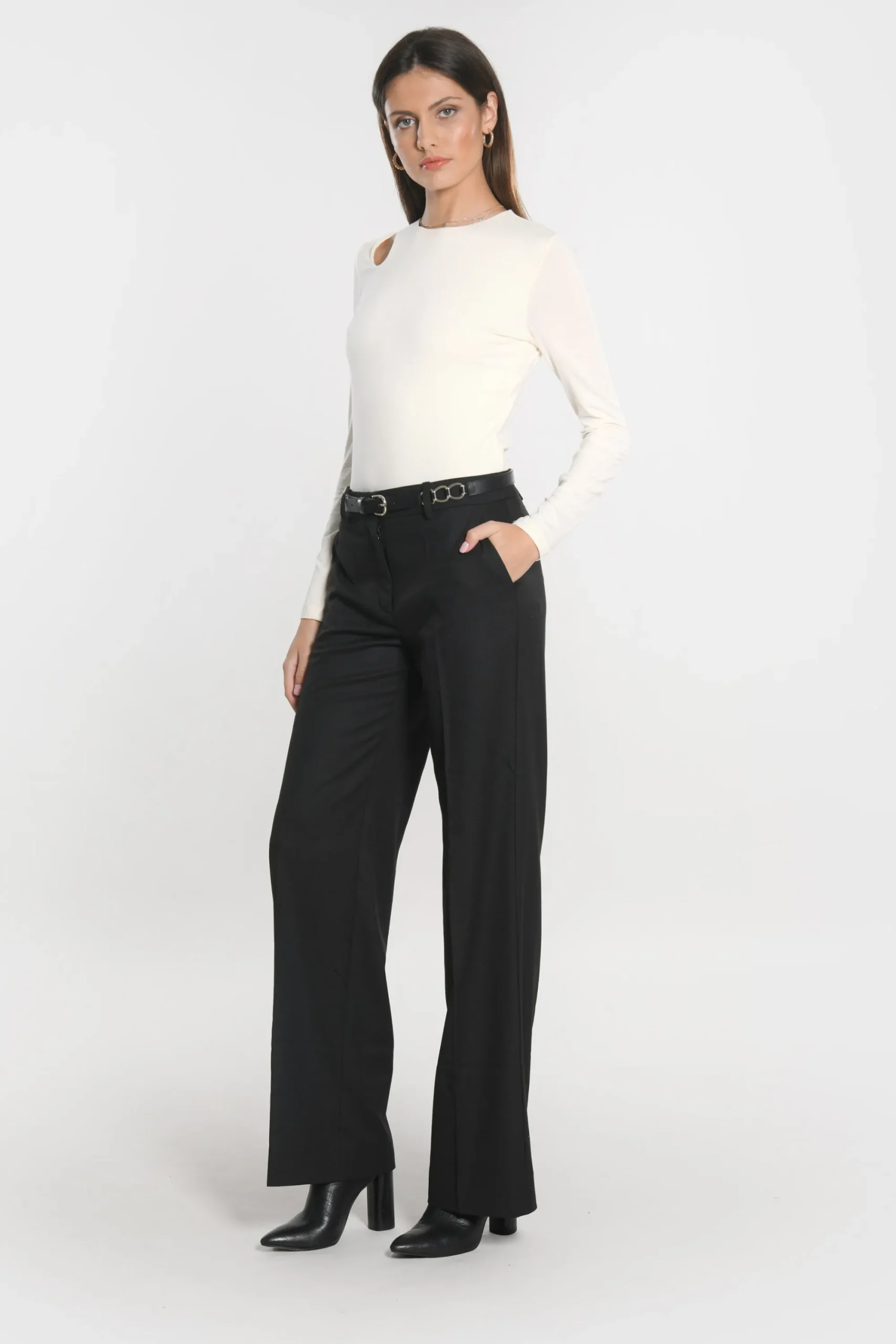 pantalon_taille_basse_she_1.webp KOOKAÏ PANTALON TAILLE BASSE SHEILA Noir Sale