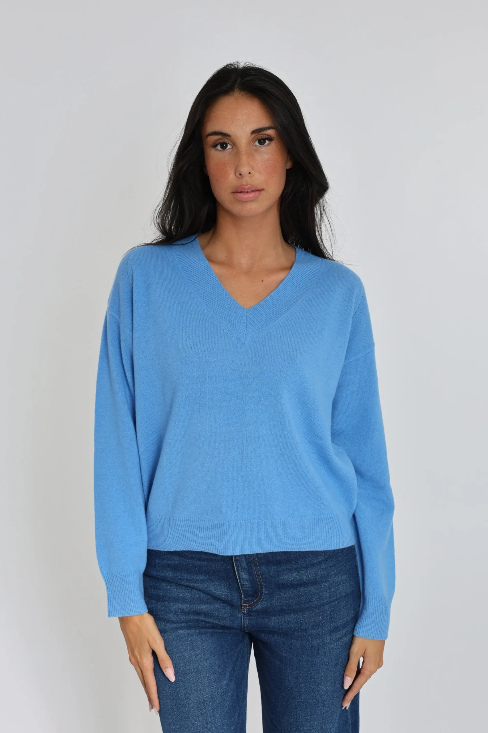 pull_col_v_anita_blue_2.webp KOOKAÏ PULL COL V ANITA Blue Clearance
