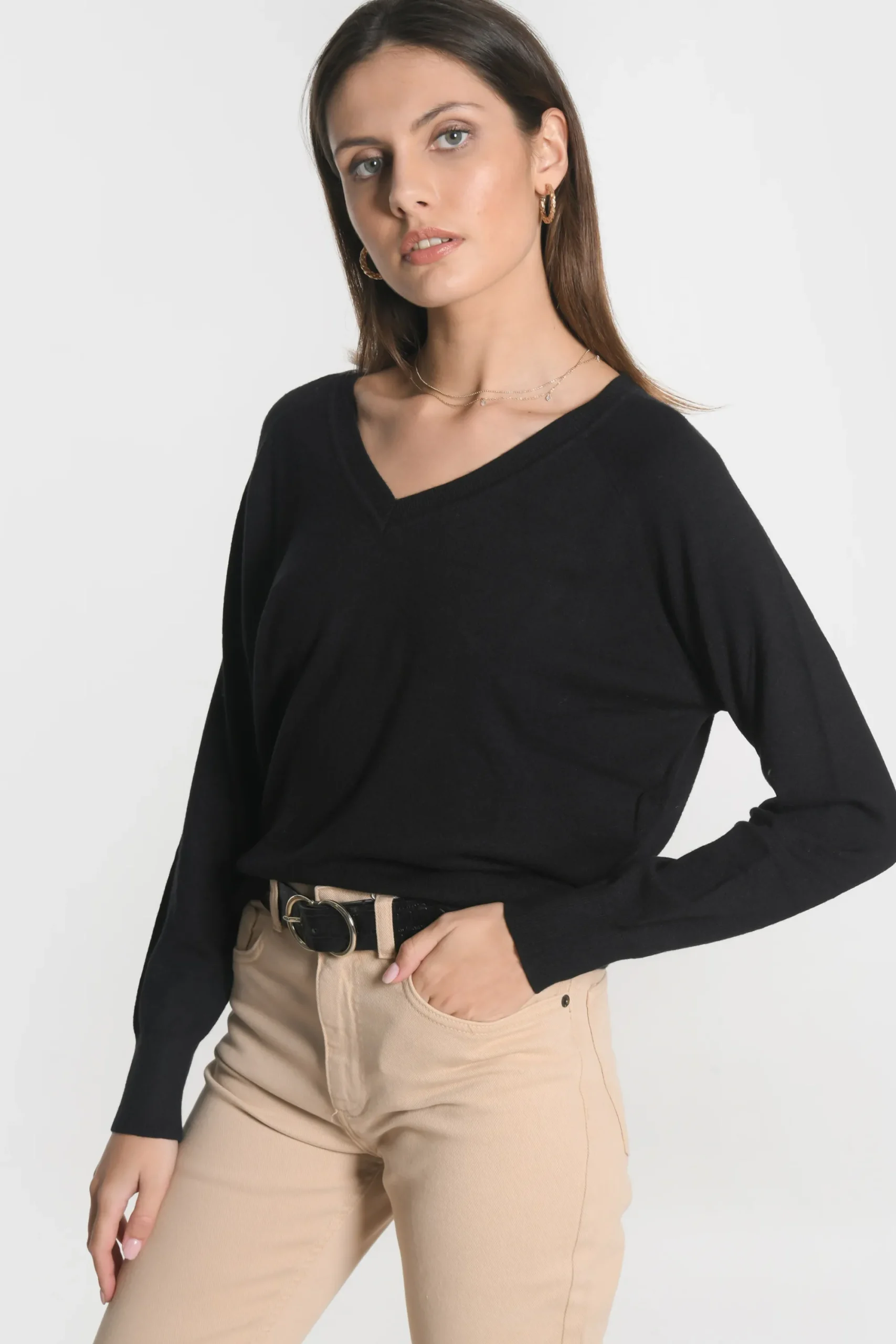 pull_col_v_nolwenn_noir_1.webp KOOKAÏ PULL COL V NOLWENN Noir Discount