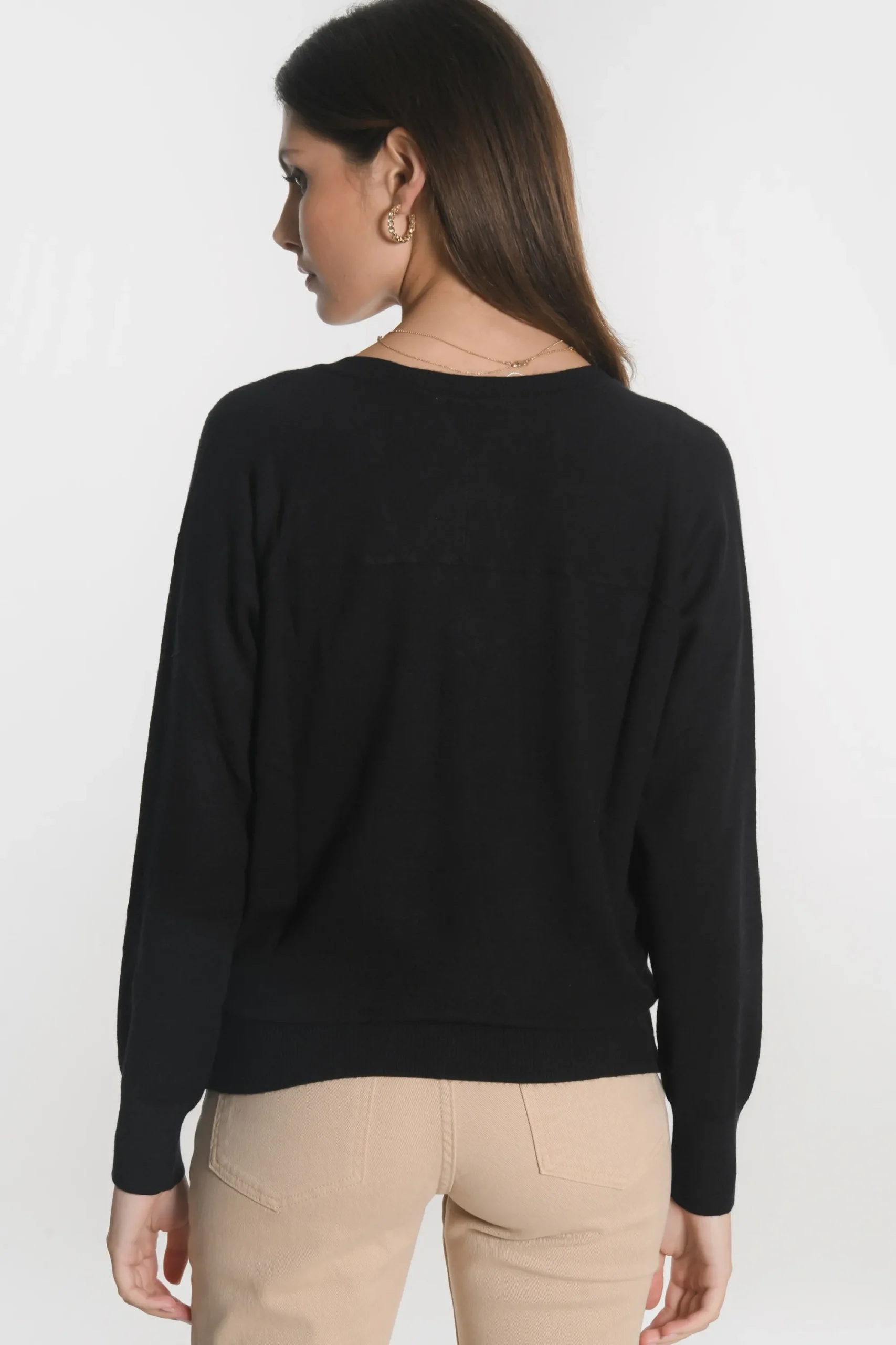 pull_col_v_nolwenn_noir_4.webp KOOKAÏ PULL COL V NOLWENN Noir Discount