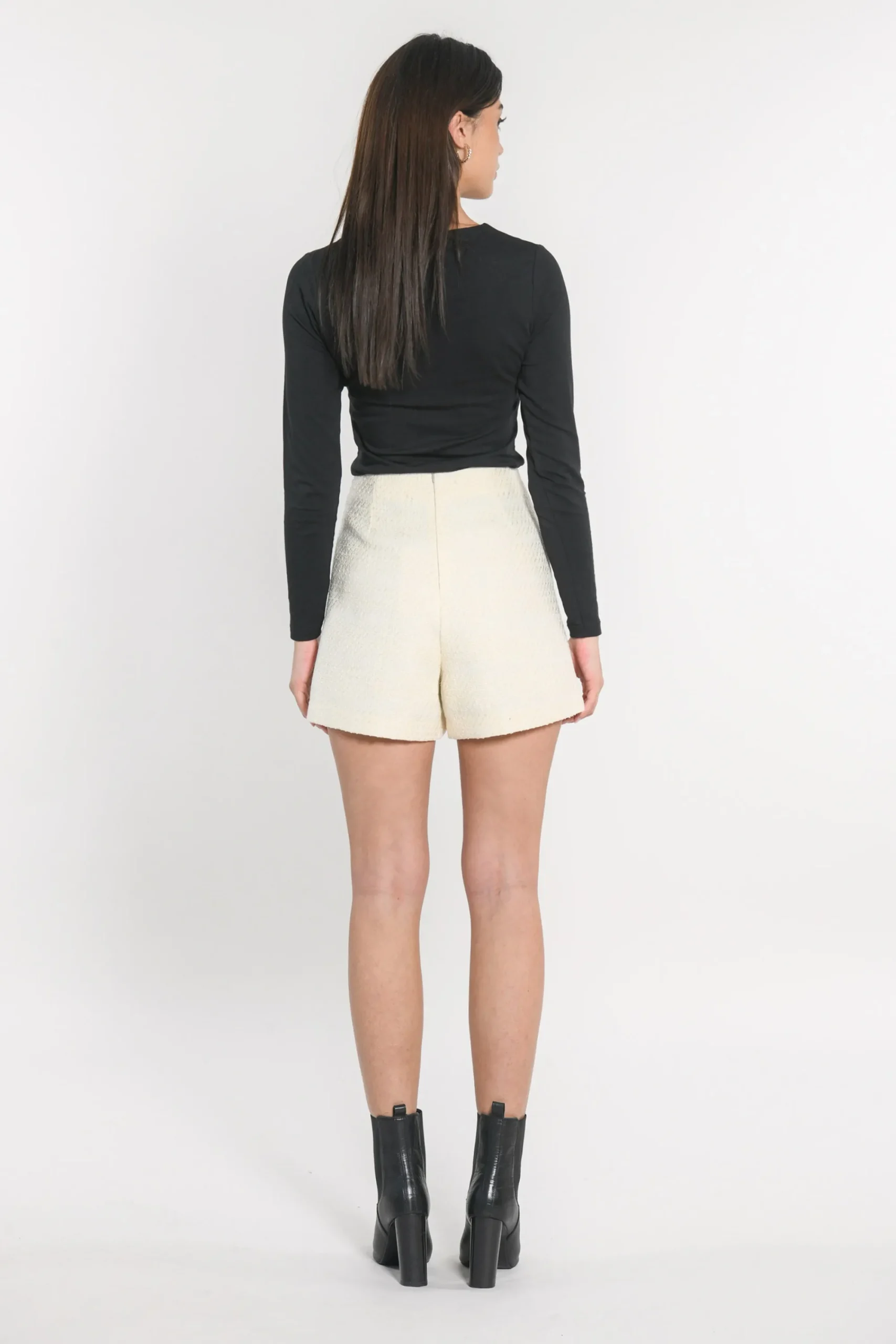 short_hally_ecru_6.webp KOOKAÏ SHORT HALLY Ecru Flash Sale