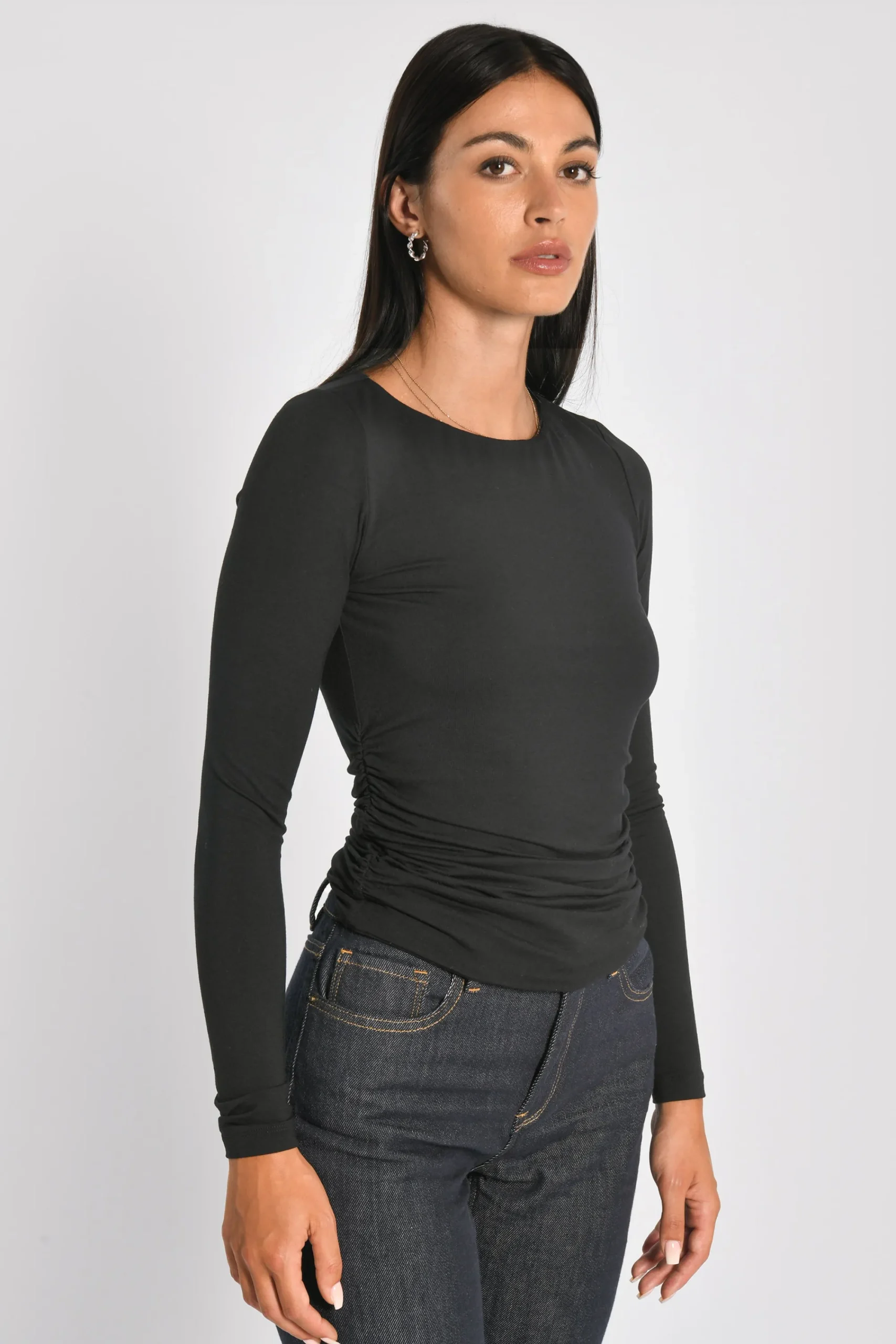 tshirt_drap_cotes_sia_noi_0.webp KOOKAÏ T-SHIRT DRAPÉ COTES SIA Noir Best